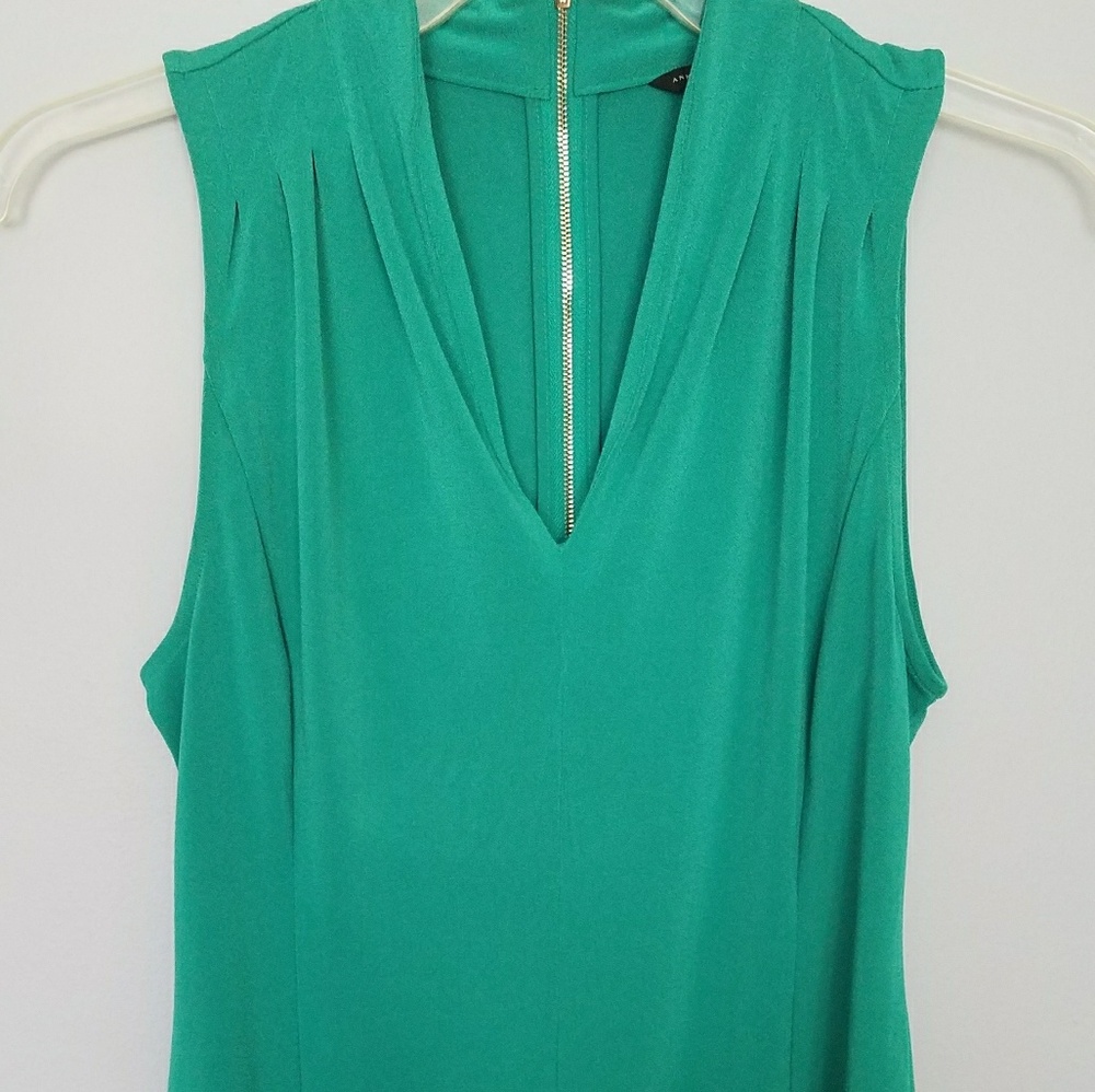 Ann Taylor sleeveless top